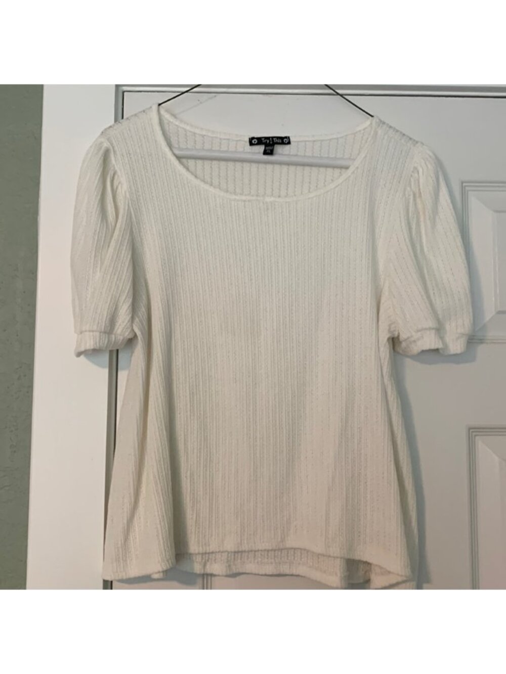🌵3/$15 🌵 Knit blouse / XL